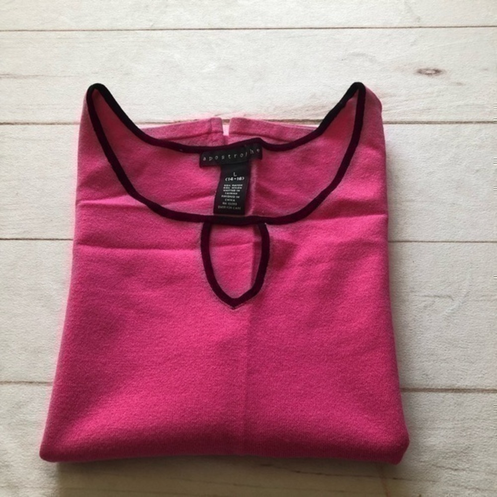 Apostrophe Fuchia Size Large top